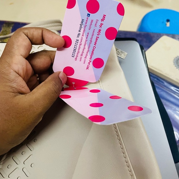 Brand new butterflies bag - Picture 2 of 13